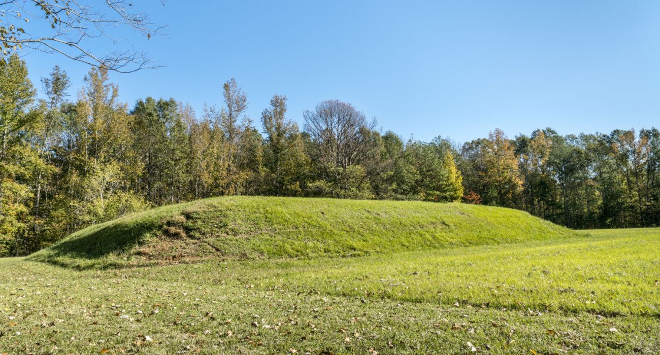 What To Know Of The Ancient Arkansas Mounds In Parkin Archeological ...