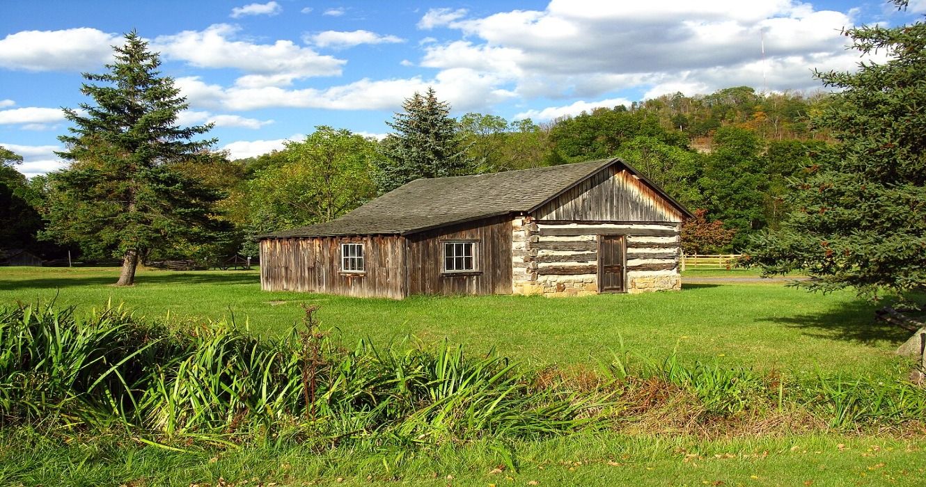 A reconstructed cabin in the archeological site of Old Bedford Village outdoor museum, located north of Bedford in Bedford Township, Bedford County, Pennsylvania, USA