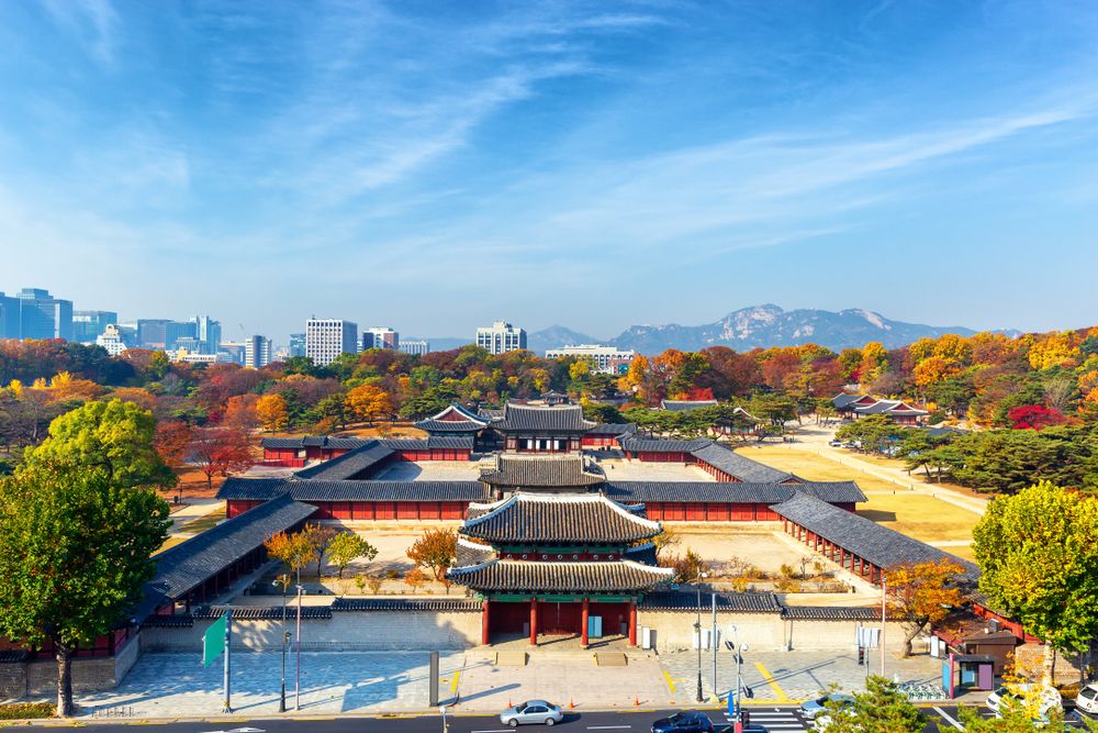 Autumn at Changdeokgung palace 