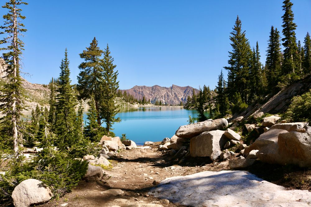 10 Utah Lakes That Are Worth All The Hype They Generate