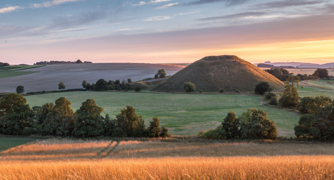 Magical Silbury Hill, Avebury - Why You Must Visit Wiltshire's Pyramid!
