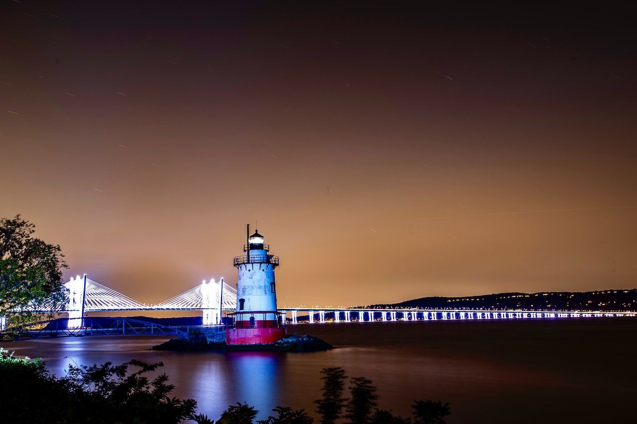 The iconic Sleepy Hollow Lighthouse at night