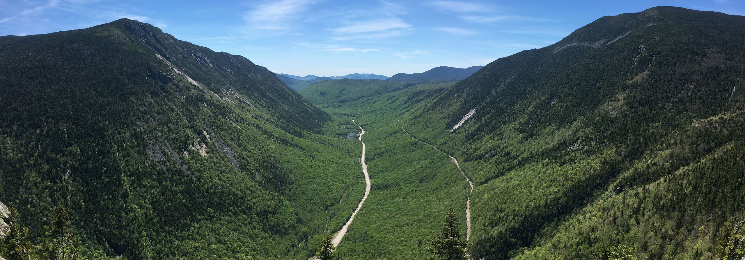 10 Of The Most Scenic Fall Hikes To Enjoy In New Hampshire