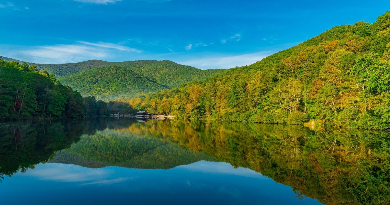 10 Of The Best State Parks That Showcase Fall Foliage In September