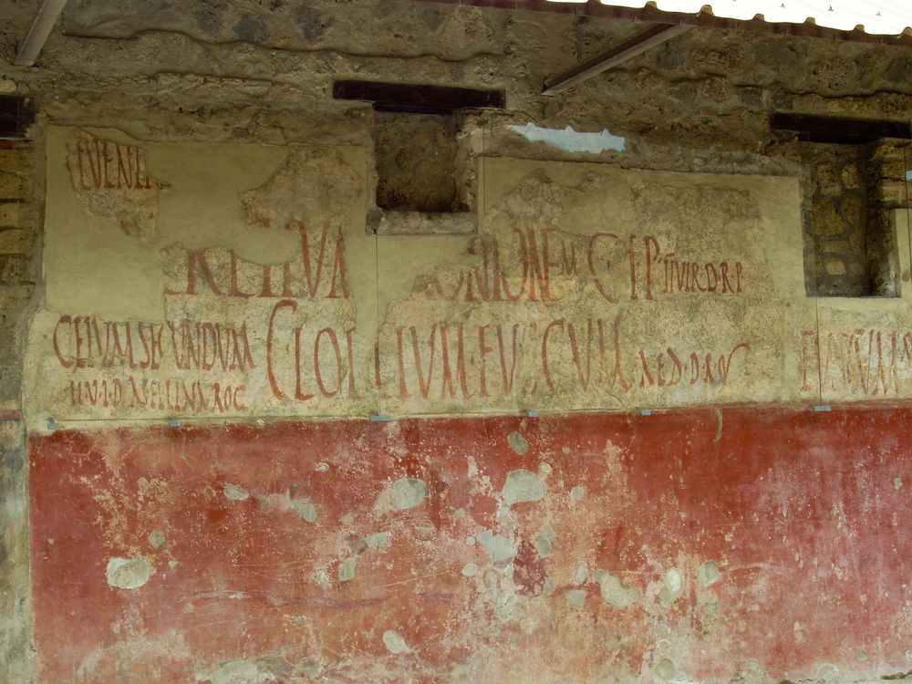 Ancient Roman political propaganda in Pompeii