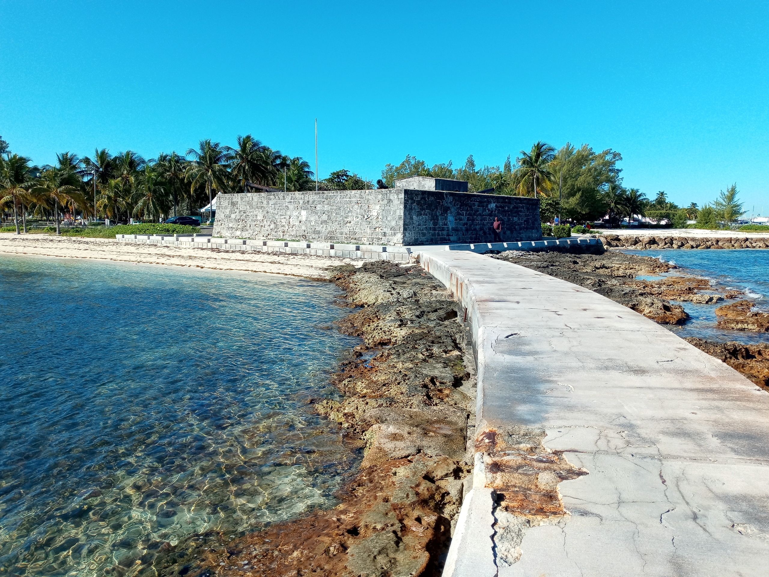 Montagu Beach and Fort in Nassau, Bahamas