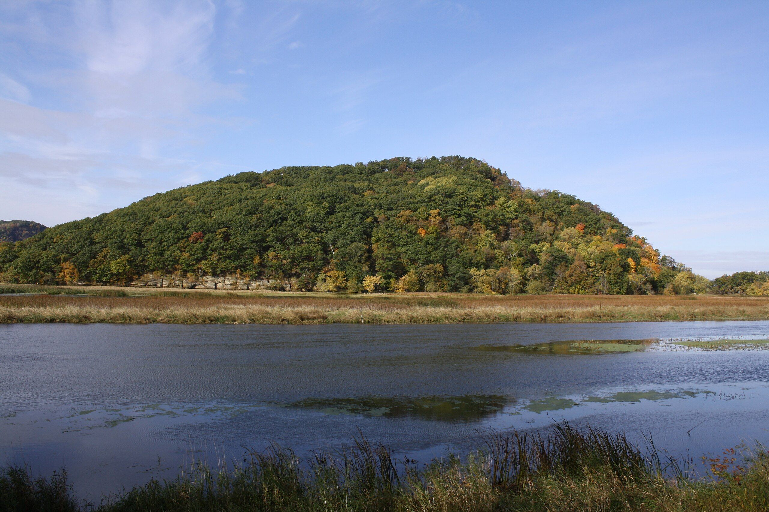 Fall Is Underrated In Wisconsin: 10 Scenic Places To See Fall Foliage