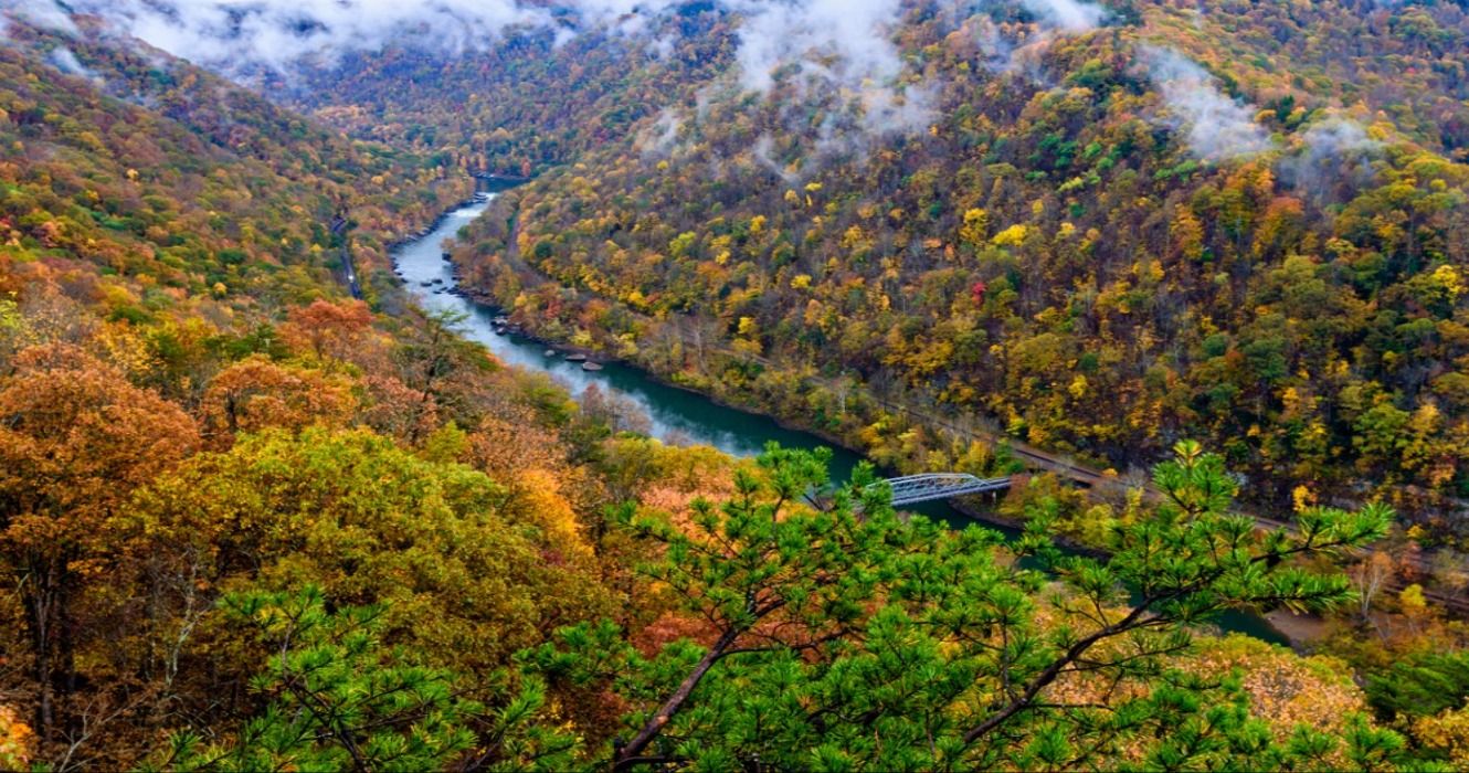 Fall foliage views in the autumn at the New River Gorge, New River Gorge National Park River, Fayette County, West Virginia, USA