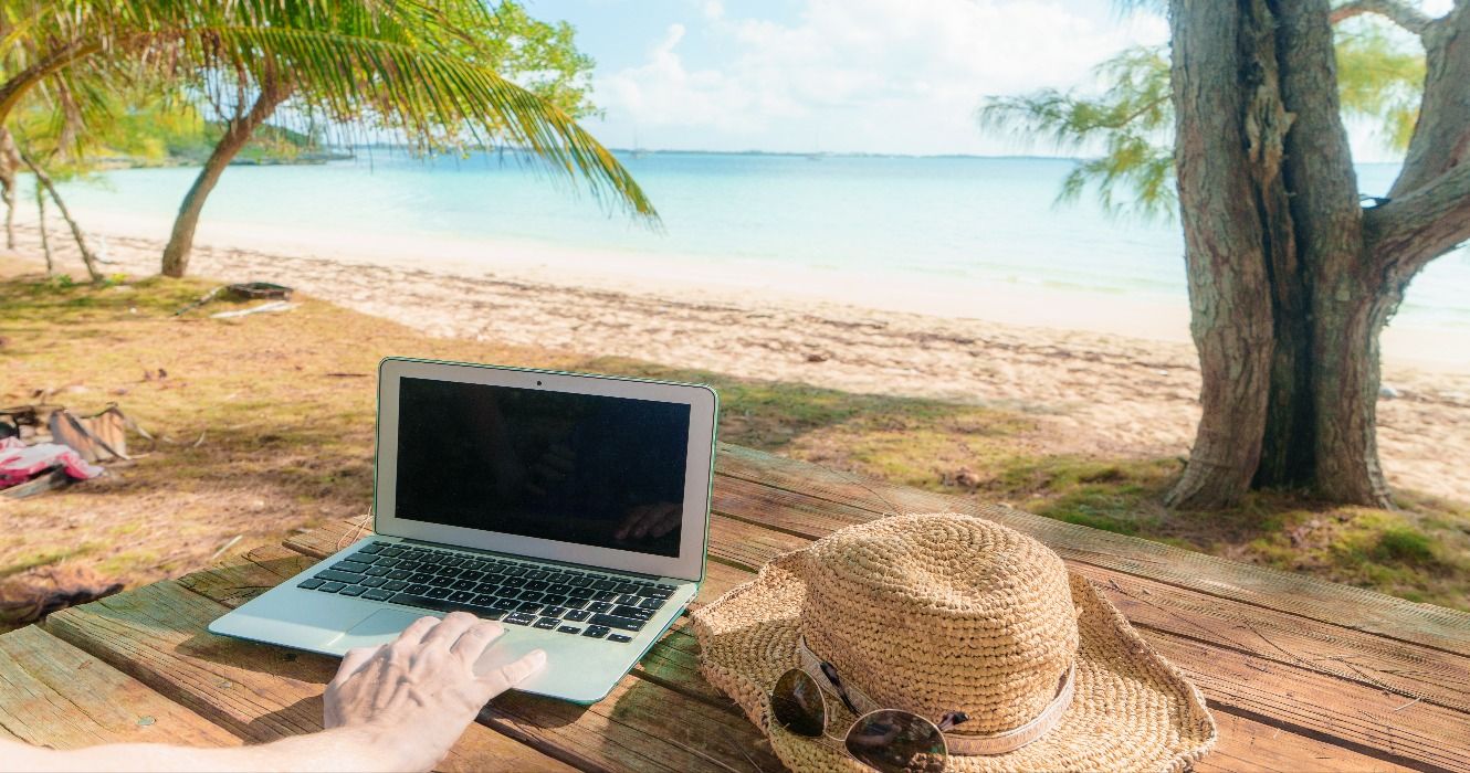 Caribbean 5G The Ultimate Guide For Digital Nomads - z0528ua