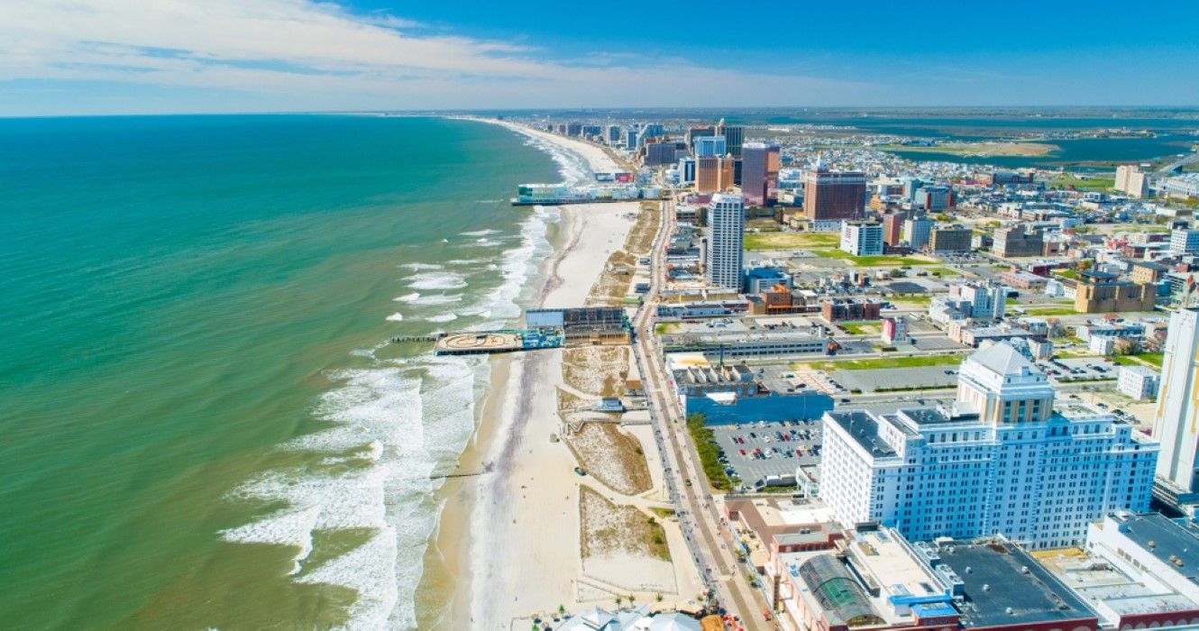 Aerial view of Atlantic City Boardwalk and Steel Pier