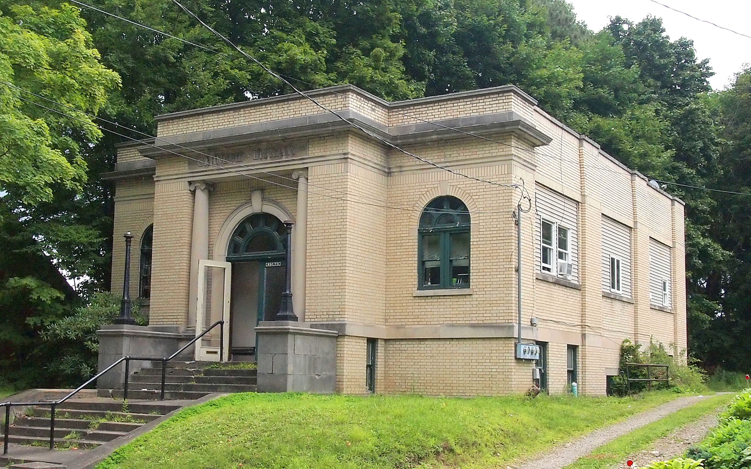 10 Of The Absolute Cheapest Places To Retire In New York State