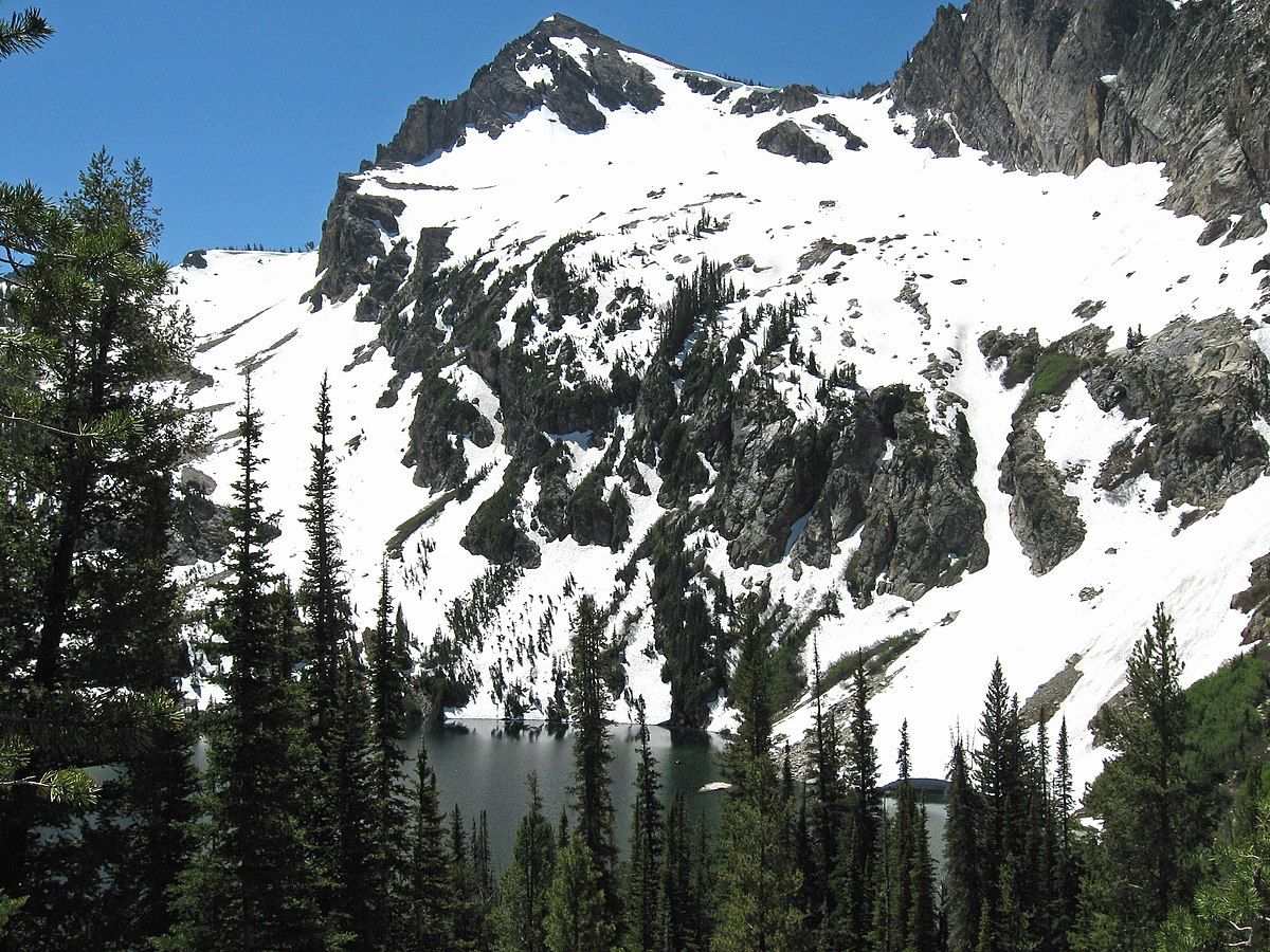 Lake Alpine and the snow-capped mountains