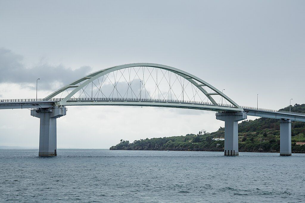 Motobu_Okinawa_Sesoku-Bridge