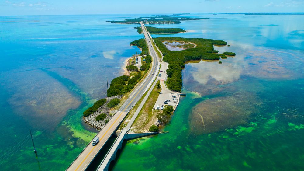 Overseas highway to Key West island, Florida Keys