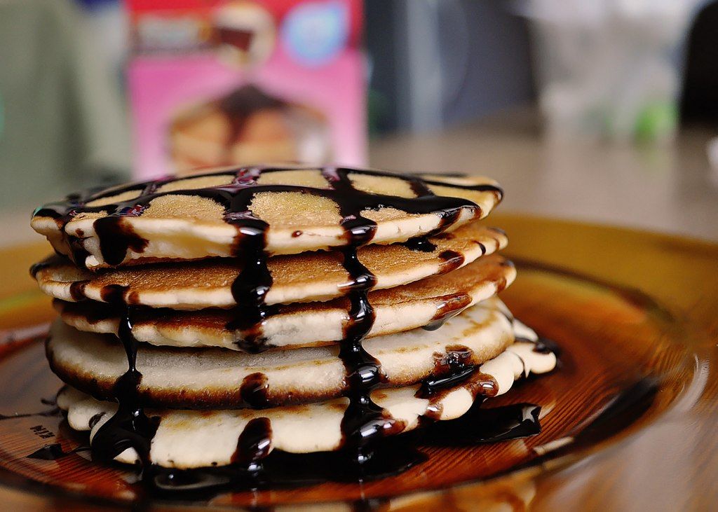 Pancake with chocolate topping