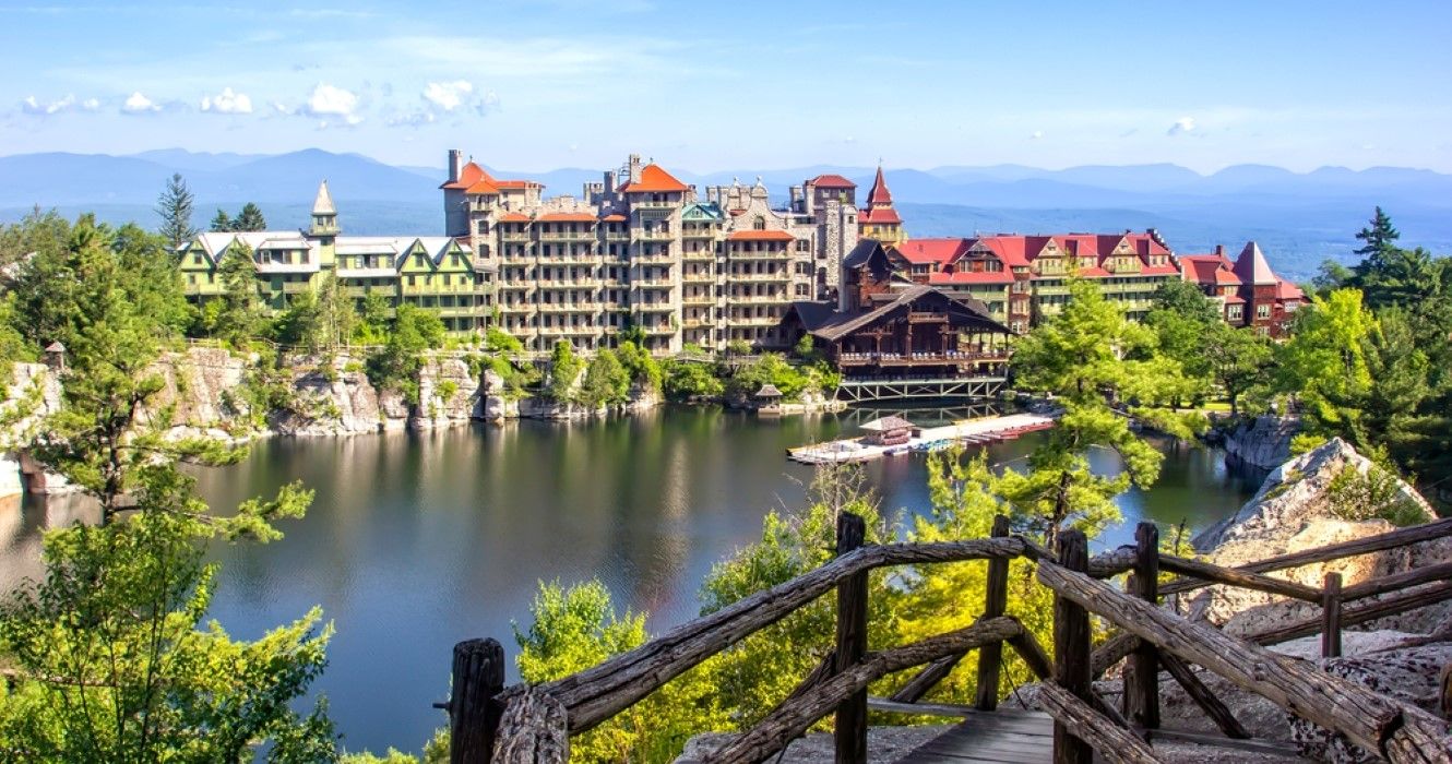 Scenic view of Mohonk Mountain House and Mohonk Lake in upstate New York