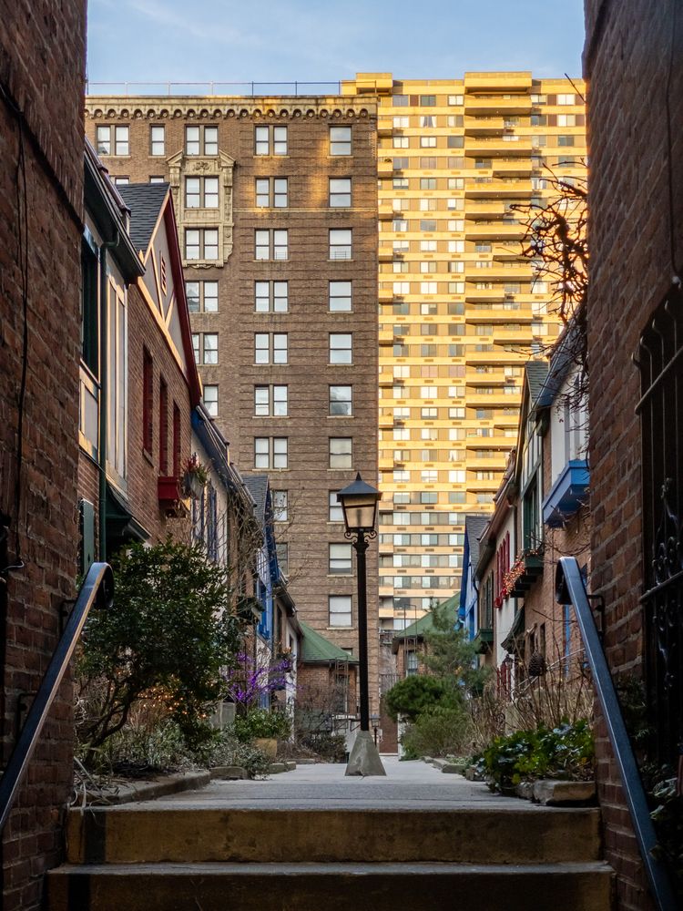 Pomander Walk Street, one of the most beautiful street in NYC