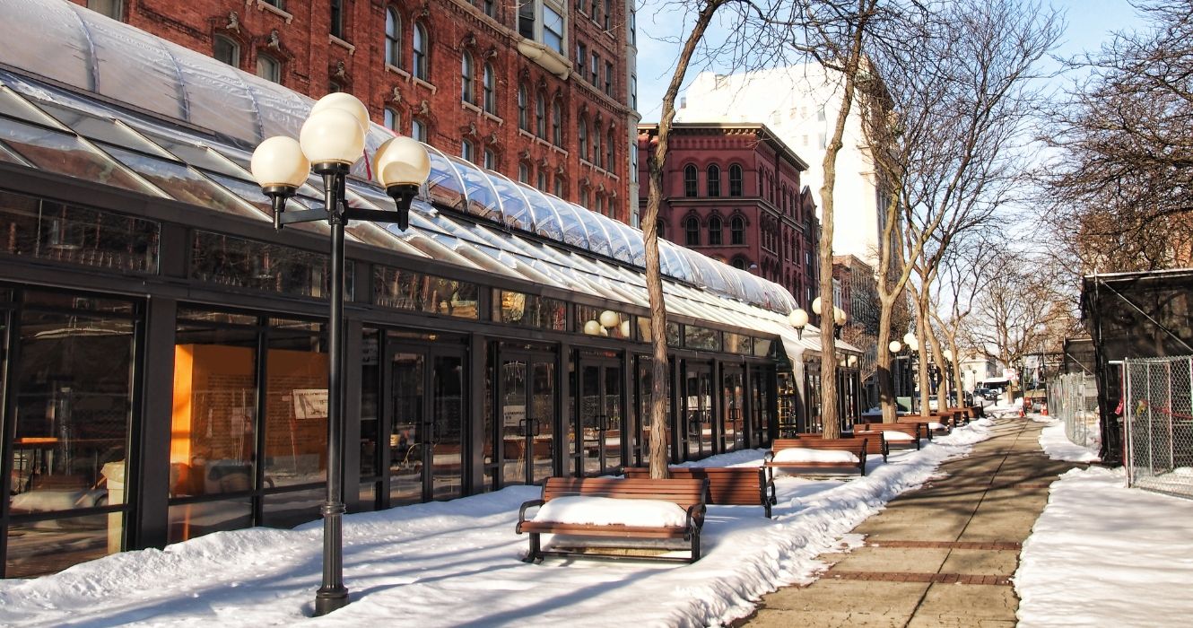 Syracuse New York in winter with snow