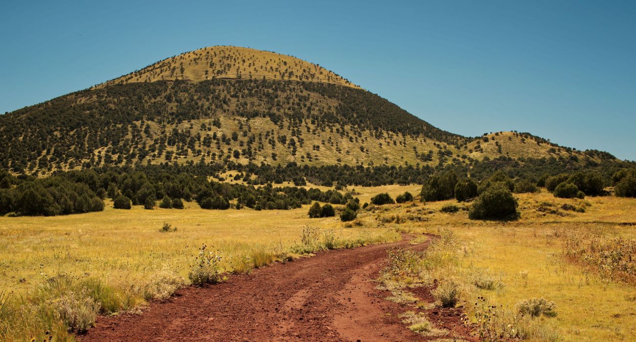 A Dramatic Extinct Cinder Volcano Discover New Mexico's Capulin