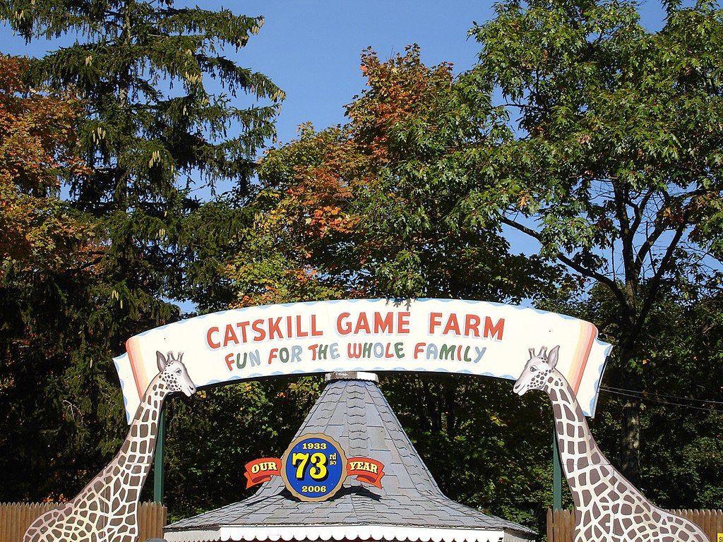 Catskill Game Farm sign before it was abandoned
