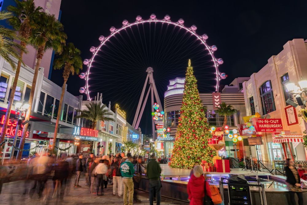 10 Best Places To Celebrate Christmas Around The US