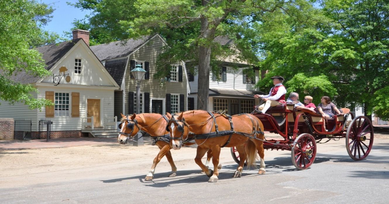 Horse drawn carriage tours in the British Colony in Williamsburg, Virginia, USA