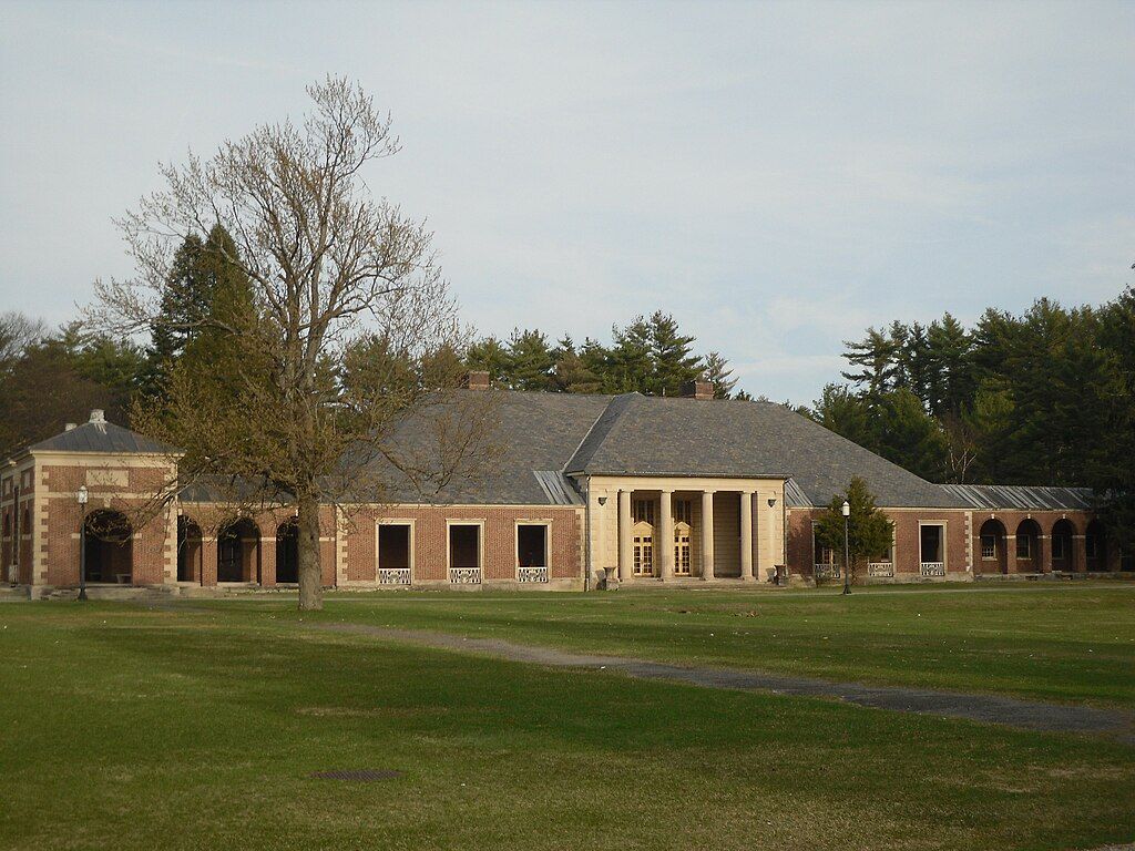 15 Of The Best Bathhouses In The U.S.