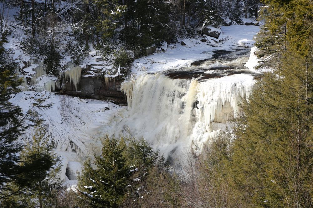 10 Frozen Waterfall Hikes Around The Country That Are Pure Winter Magic