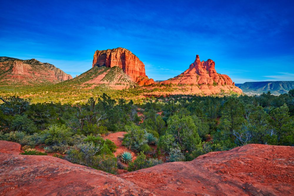 Swap The Crowds In Flagstaff & Sedona For This Hidden Small-Town Gem In ...