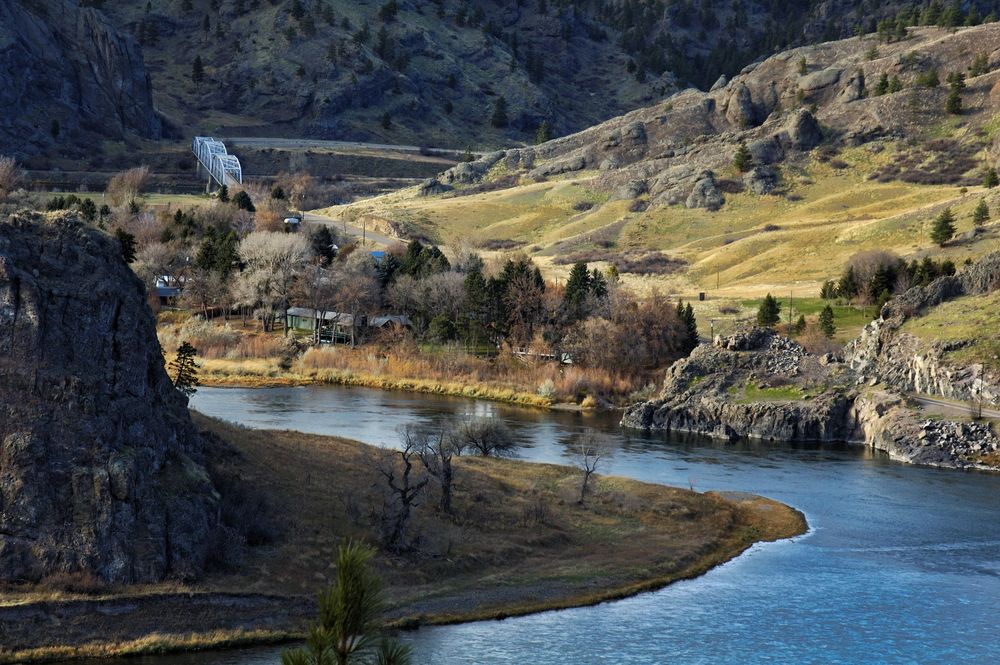 10 Scenic Montana Towns For Avid Hikers