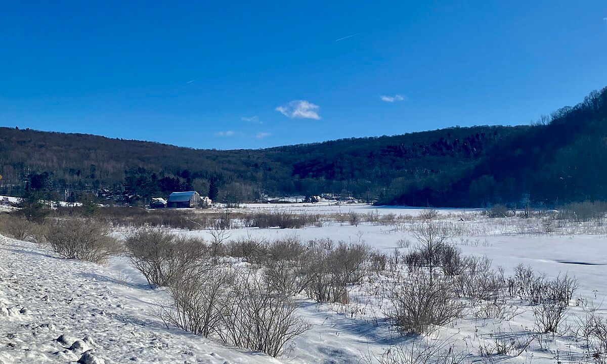 10 Hidden Gem Villages In New York That Should Be On Your Winter Bucket