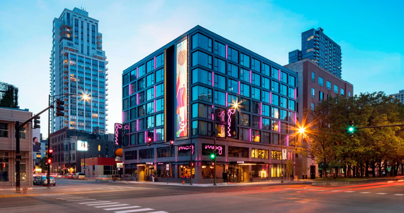 Exterior of the Moxy Chicago Downtown, Chicago
