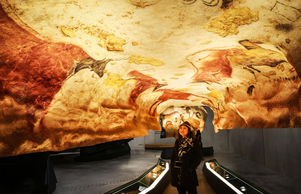 You No Longer Need To Visit The Lascaux Caves To Tour Them, Here's How