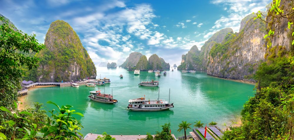 Halong Bay (Ha Long Bay) in Vietnam