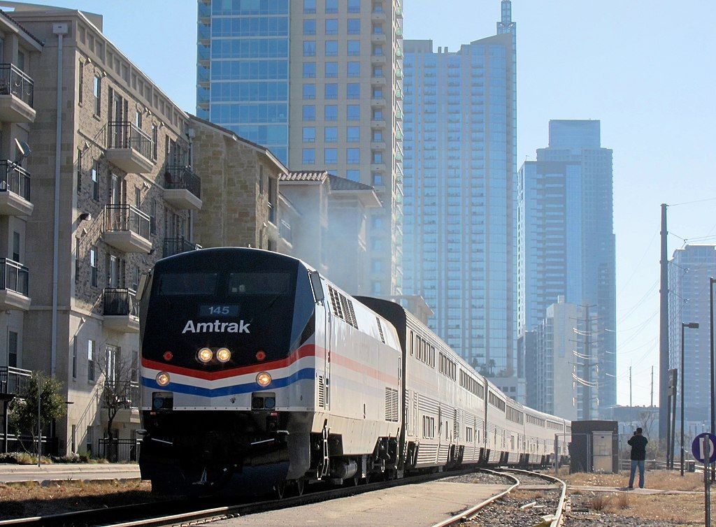 10 Scenic Sleeper Train Routes In The US