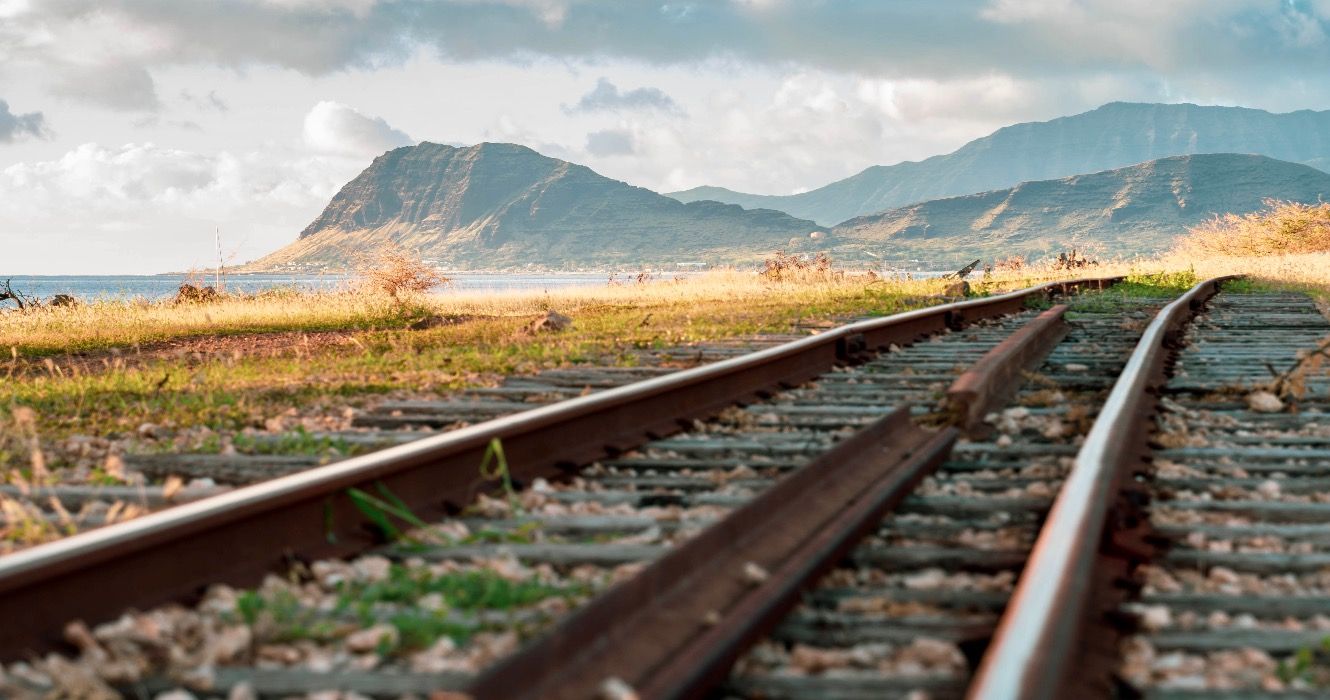 The train tracks leading to Waianae