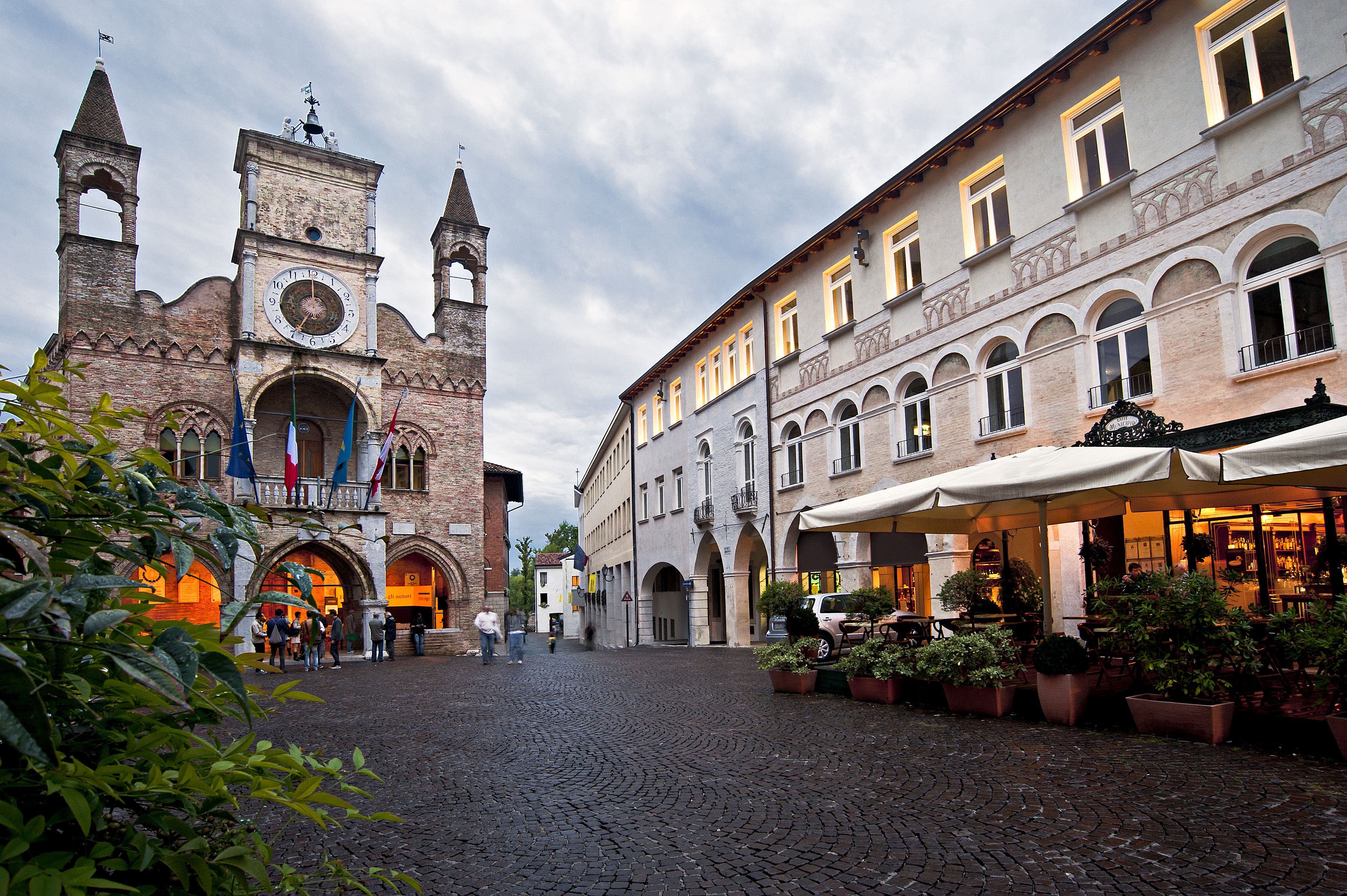 Municipal housing architecture in Pordenone, Italy