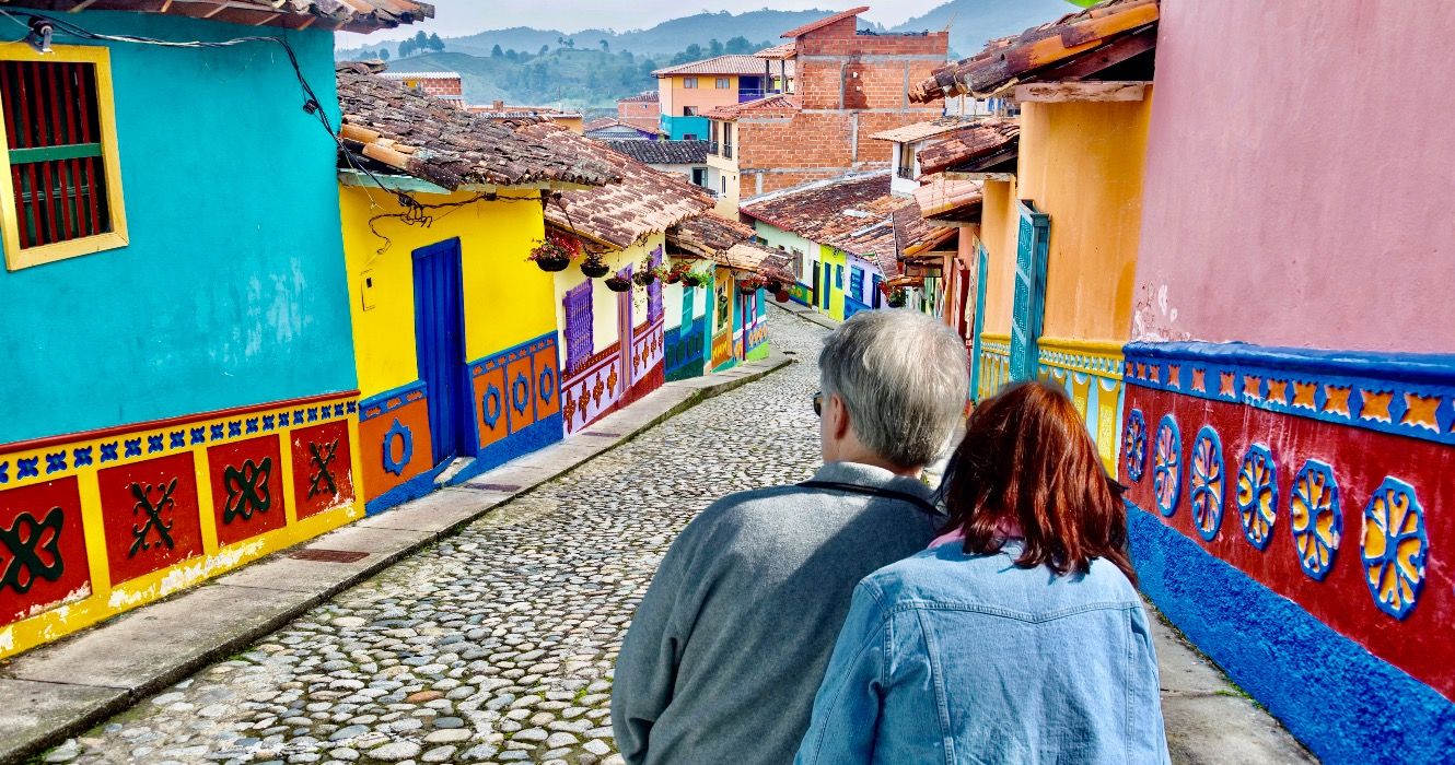 Retired couple traveling through Colombia 