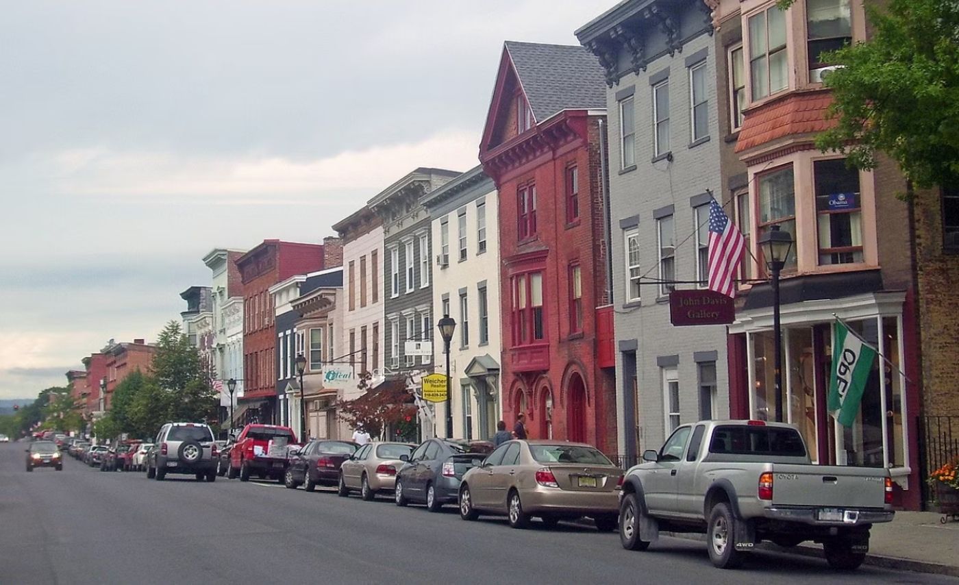 7 Scenic But Underrated Small Towns Near New York City