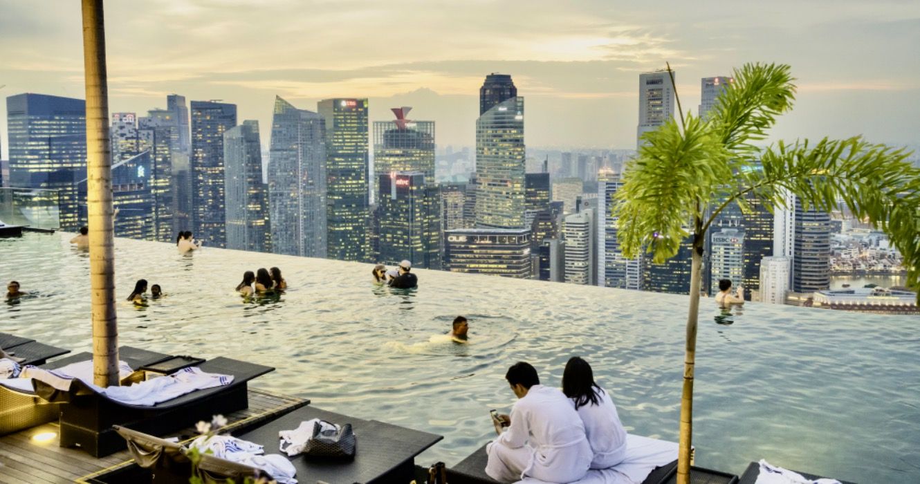 Hotel goers in Singapore by the pool