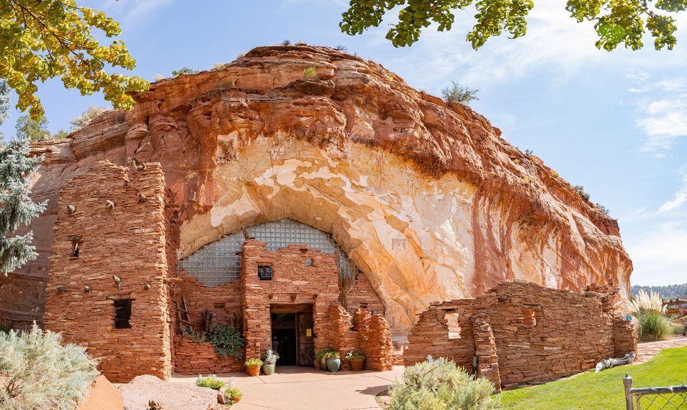 Moqui Cave, Kanab, Utah