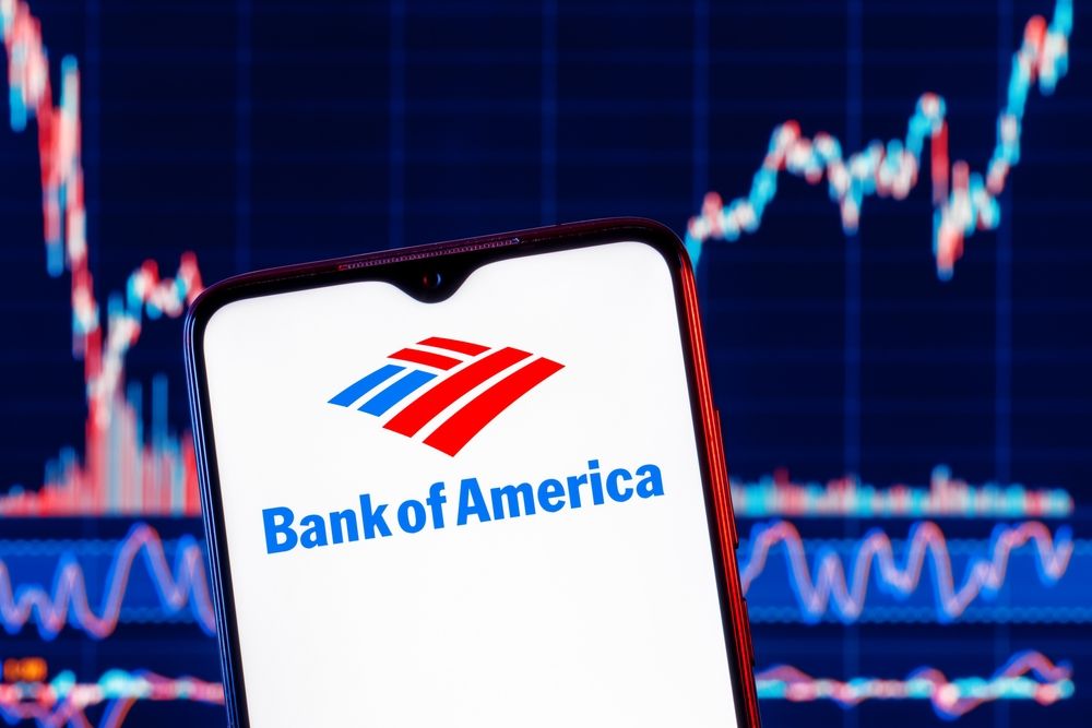  Smartphone with Bank of America logo