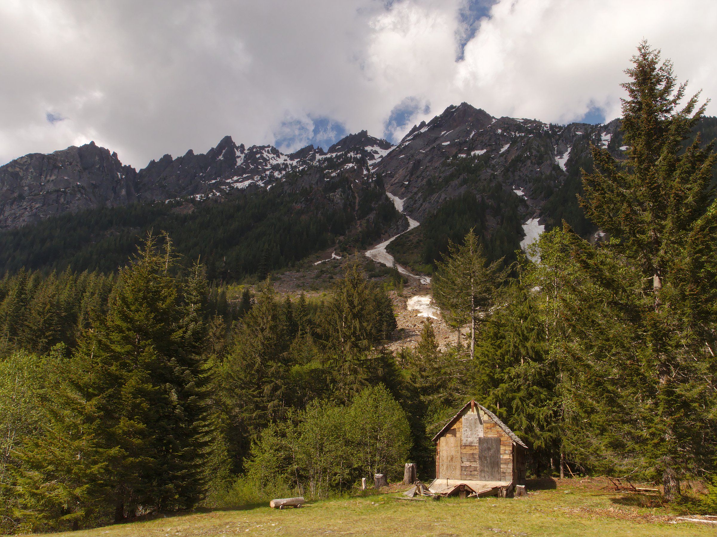 7 Ghost Towns You Can Actually Visit In Washington