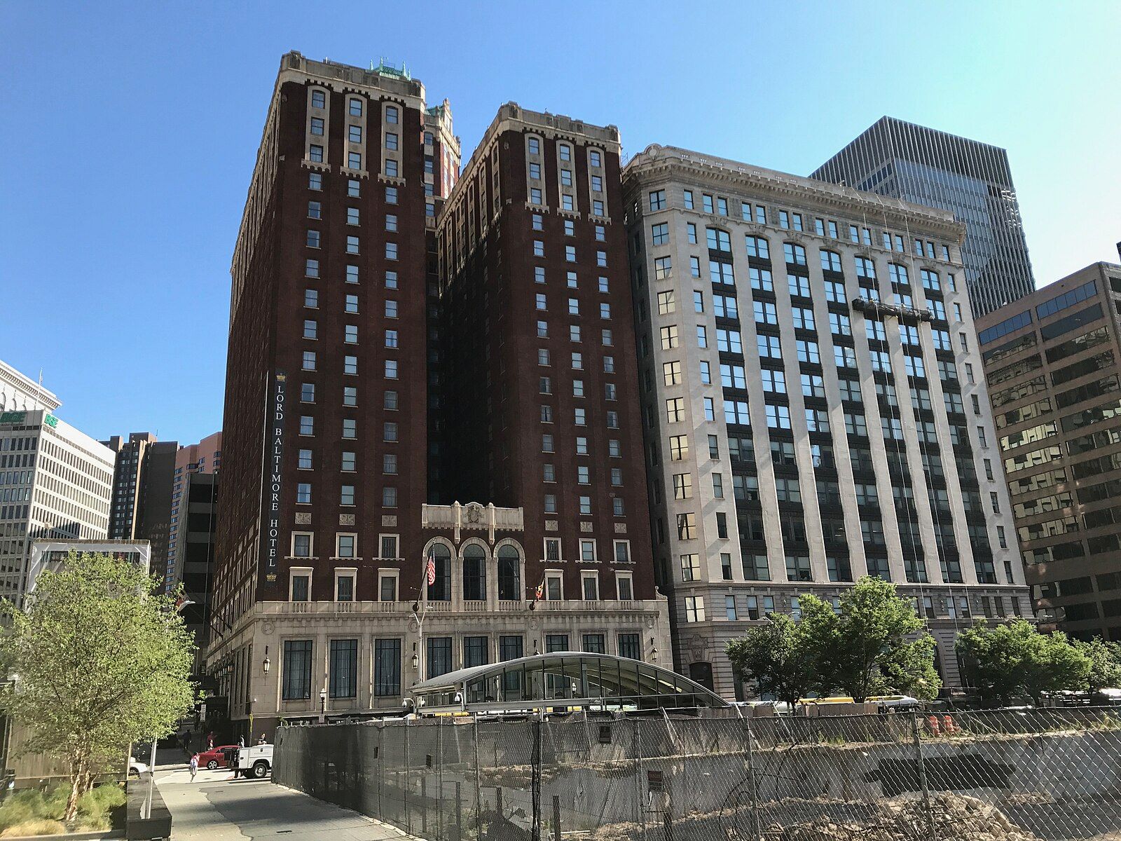 8つの最も象徴的な幽霊のようなホテルは、超常現象の活動を備えています