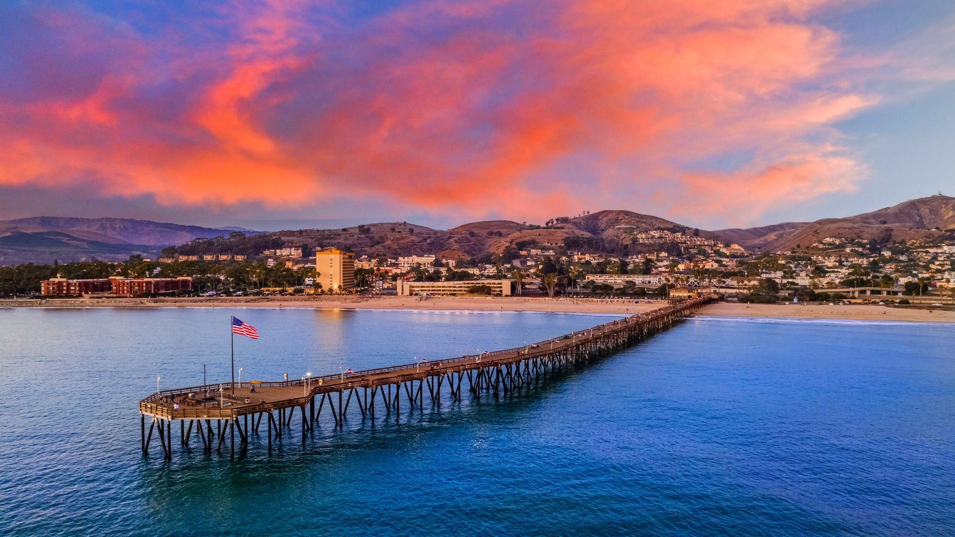 7 Cities In The US With Los Angeles Vibes, But Better