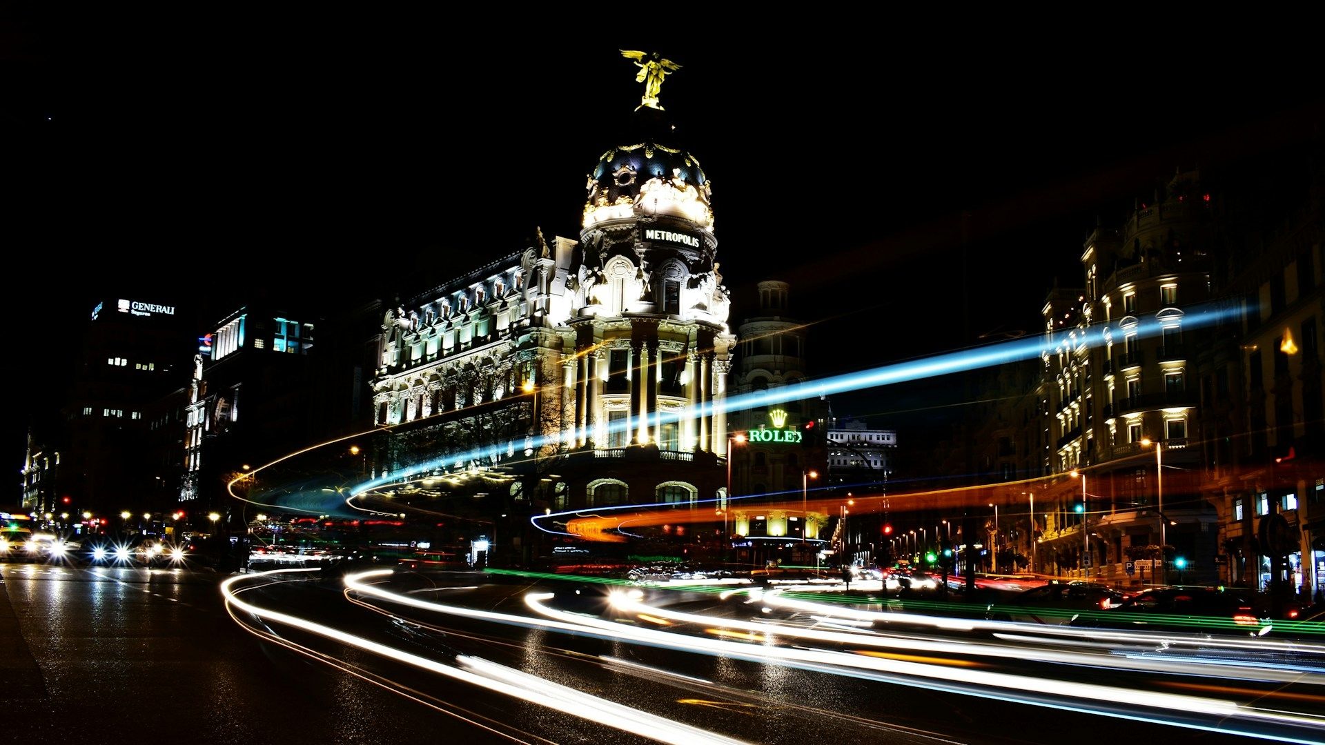 10 Of The Biggest Cities To Visit In Europe 10-of-the-biggest-cities-to-visit-in-europe