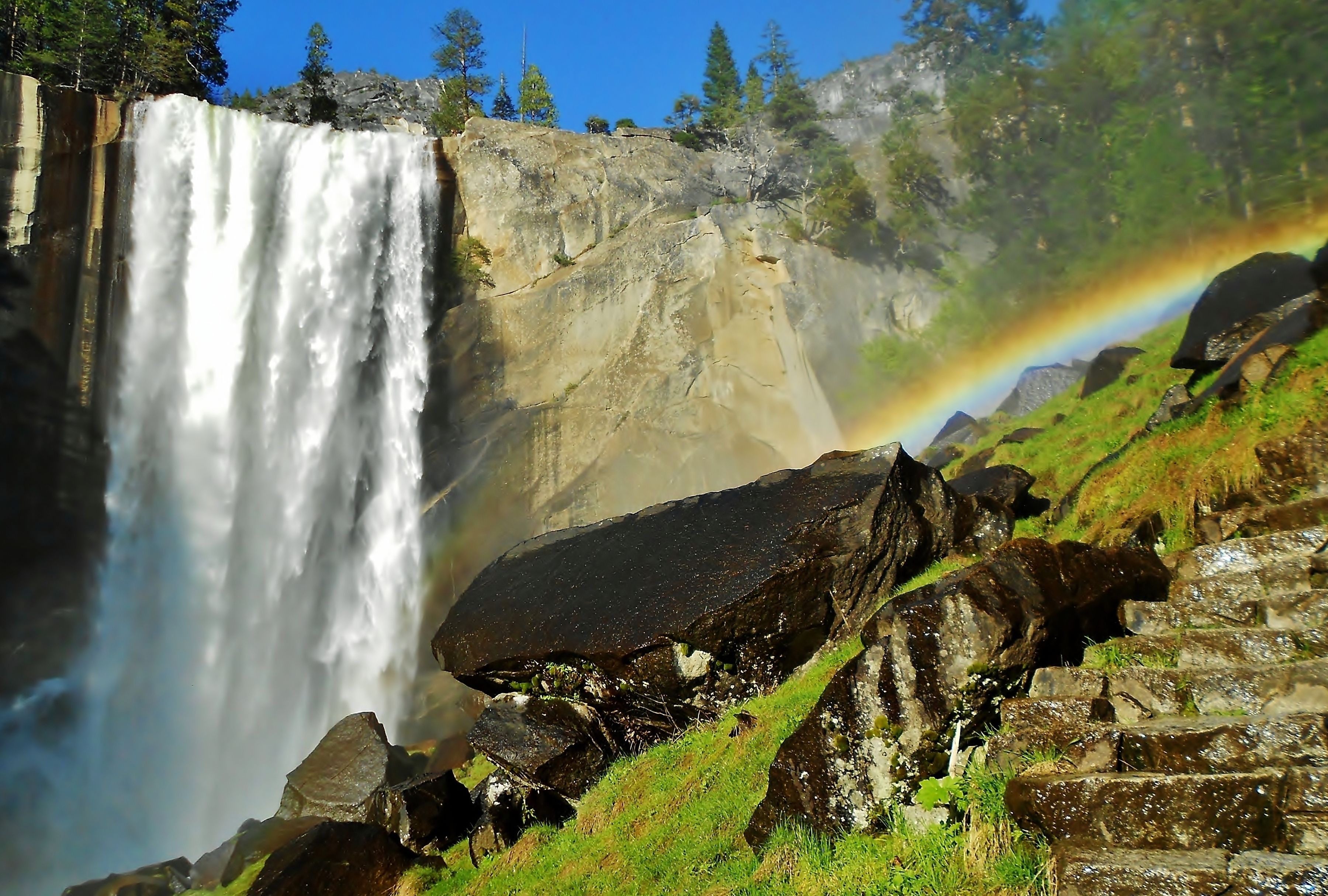 Hikers Keep Losing Their Lives On This California National Park Hike