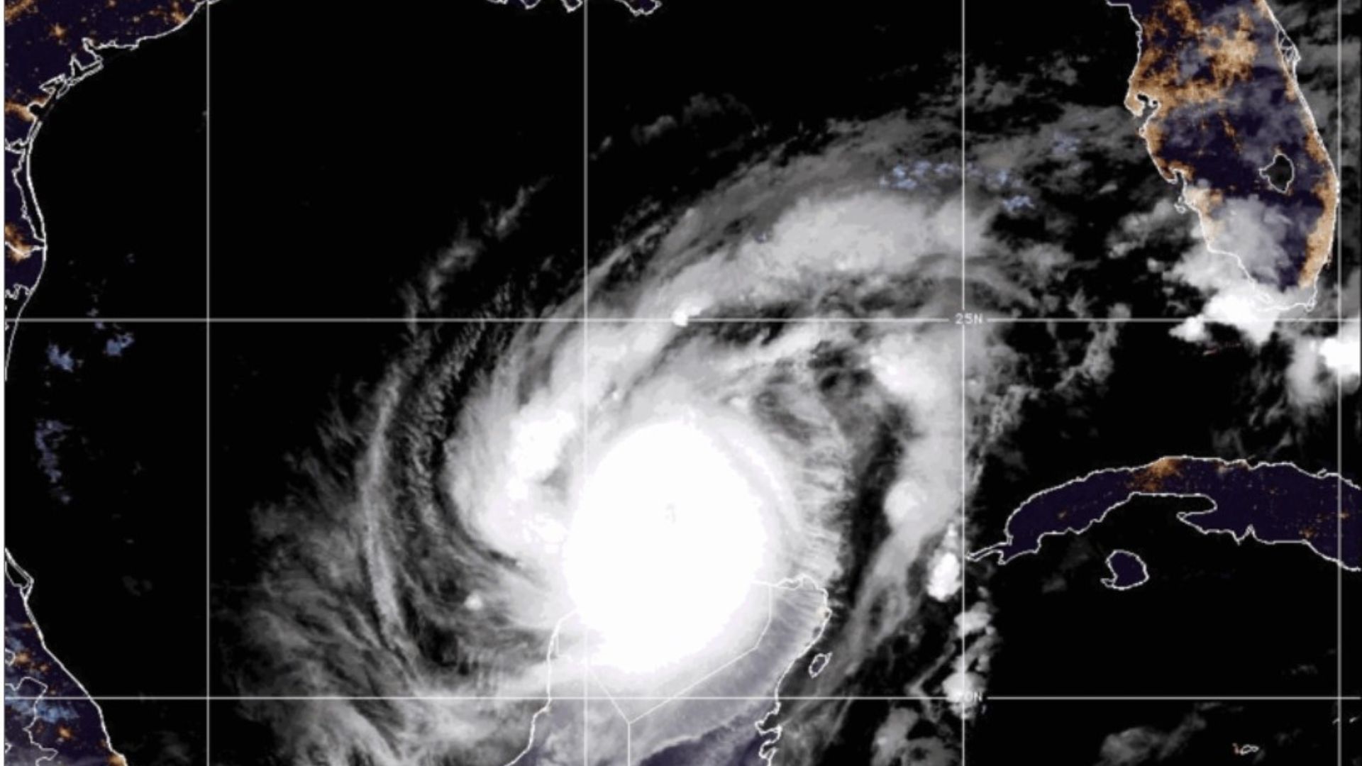 Tropical Storm Erin'S Terrifying Transformation: Hurricane Imminent? - d136zvv