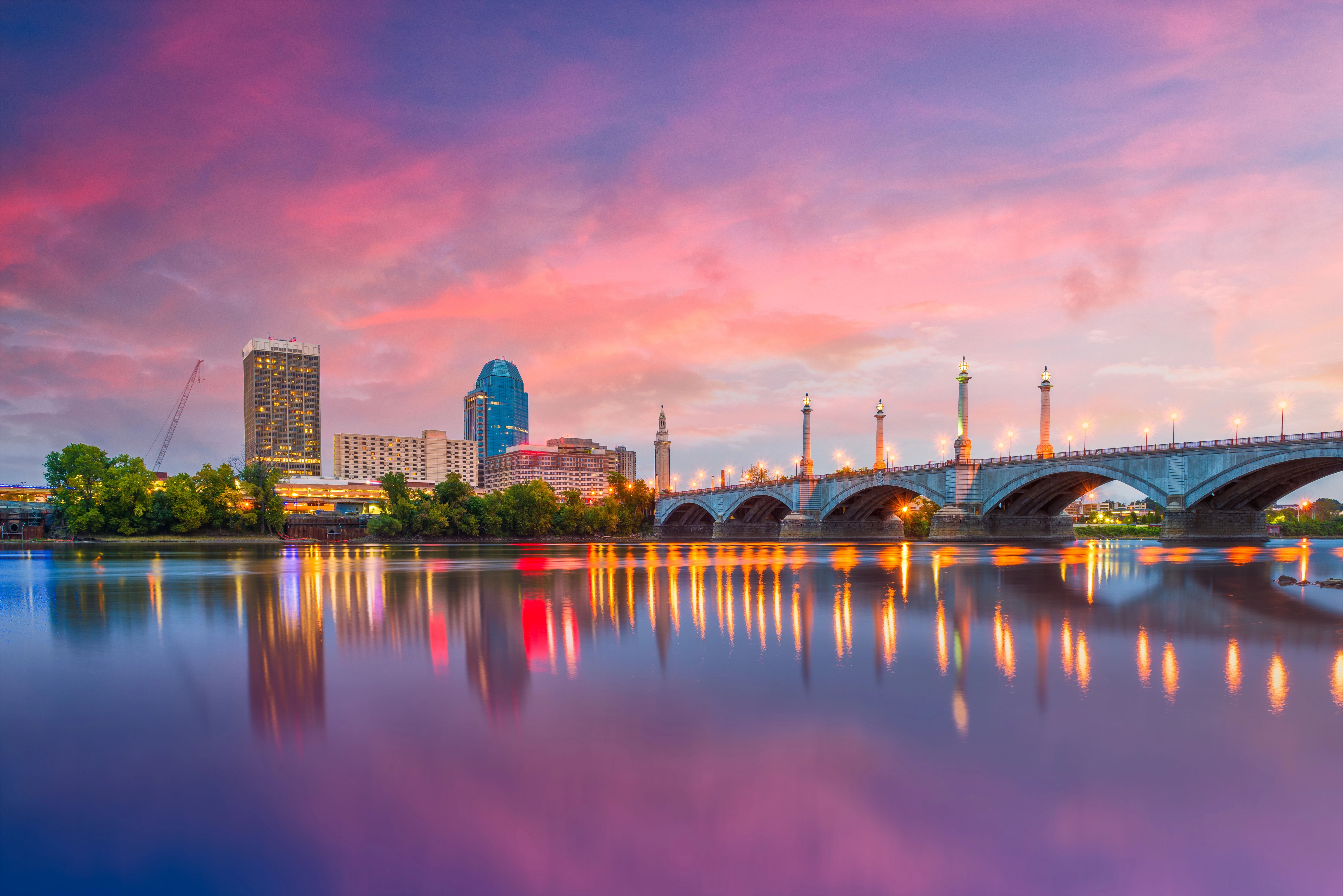 Springfield, Massachusetts, USA downtown skyline