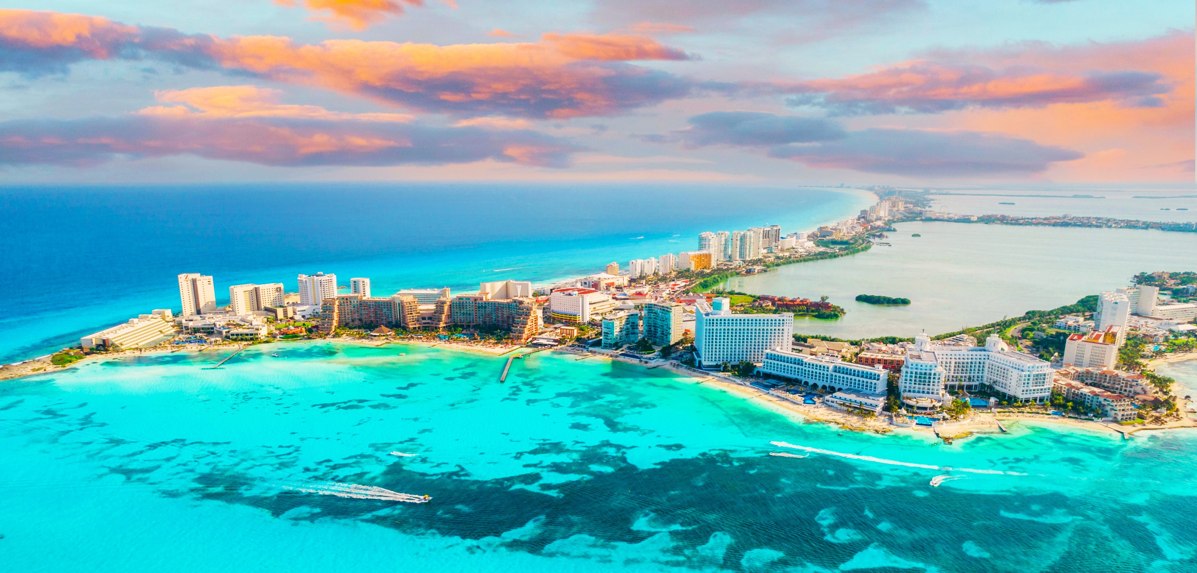 Is It Safe to Travel to Mexico Resorts: Essential Safety Tips 2025